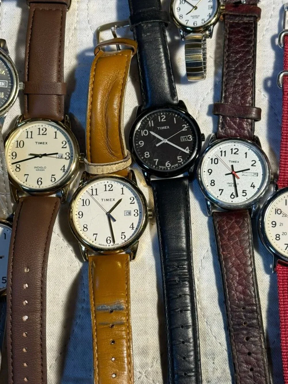 Vintage & Modern Timex Watch Lot 31 Men’s Women’s Quartz Analog Leather Metal